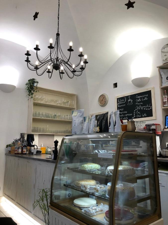 Apartmany Cafe-Cafe Jičín 外观 照片